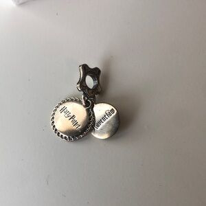 Pandora - Ravenclaw charm Harry Potter